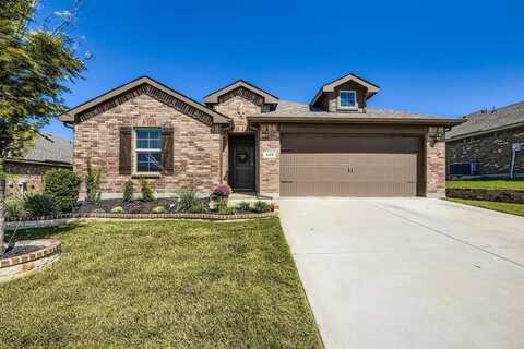 428 Foxhunter Street, Fort Worth, TX 76131