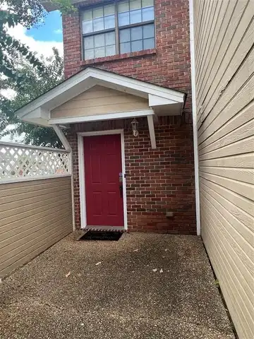 5 Meadow Creek Drive, Bossier City, LA 71111