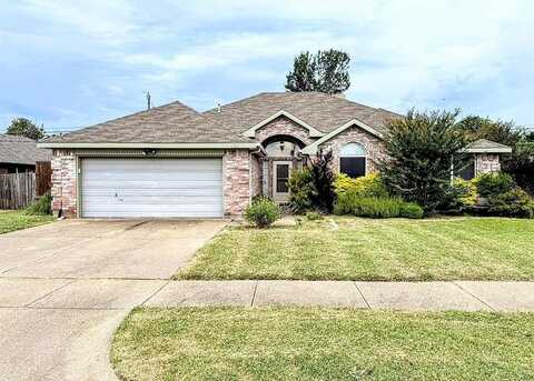 908 Busby Drive, Cedar Hill, TX 75104