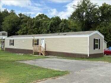 421 SUNFLOWER LN, OLIVER SPRINGS, TN 37840