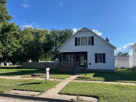 106 E Maple St, Red Oak, IA 51566