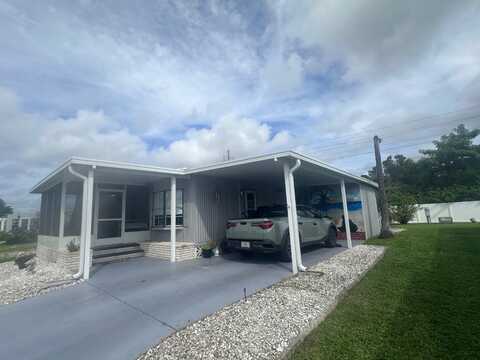 477 Avanti Way Blvd, Fort Myers, FL 33917