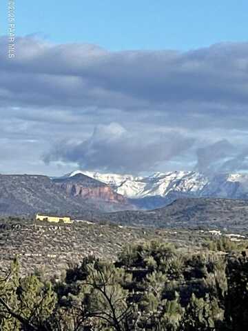 4701 N Valancius Way, Rimrock, AZ 86335