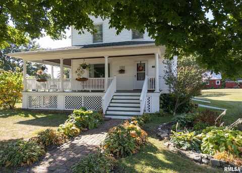 307 W 3RD Avenue, Woodhull, IL 61490