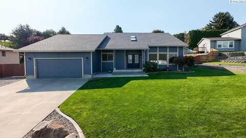 225 Rockwood Drive, Richland, WA 99352