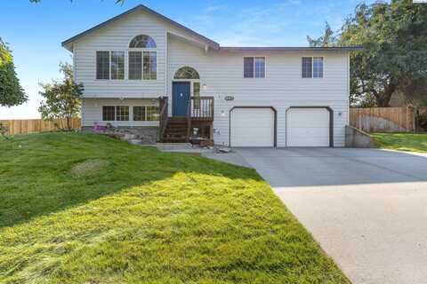 4410 Sahara Drive, Pasco, WA 99301