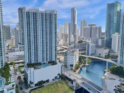 350 S Miami Ave, Miami, FL 33130