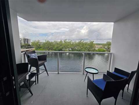 1401 N Riverside Dr, Pompano Beach, FL 33062