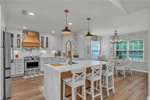 1940 GENERAL BOOTH Boulevard, Virginia Beach, VA 23454