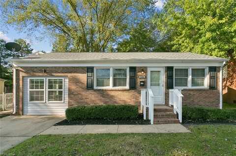 1006 Lyndon Circle, Newport News, VA 23605