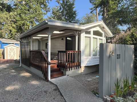 225 AZALEA ST, Florence, OR 97439