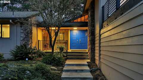 11200 SW LYNNRIDGE AVE, Portland, OR 97225