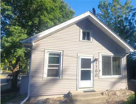 1700 Finch Lane, Mound, MN 55364