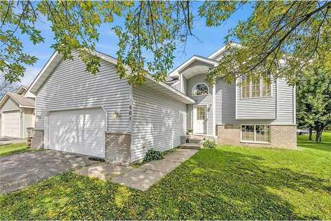 601 Park Brook Road NW, Isanti, MN 55040