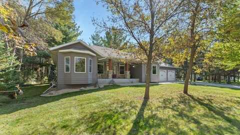 3411 Pawnee Drive SE, Alexandria, MN 56308