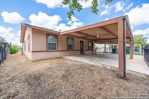 8631 Big Creek, San Antonio, TX 78242