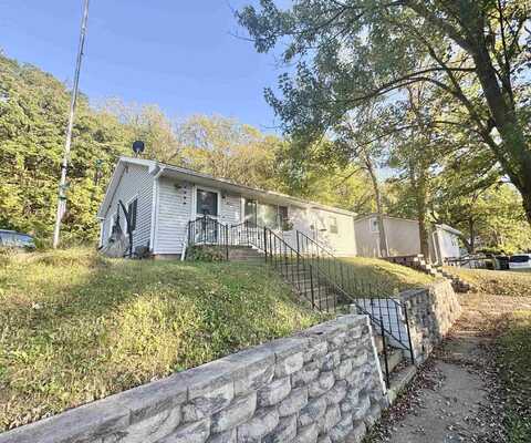 815 S James Street, Richland Center, WI 53581