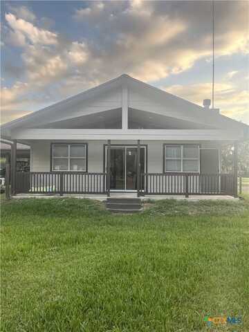 53 Twin Lakes Drive, Victoria, TX 77905