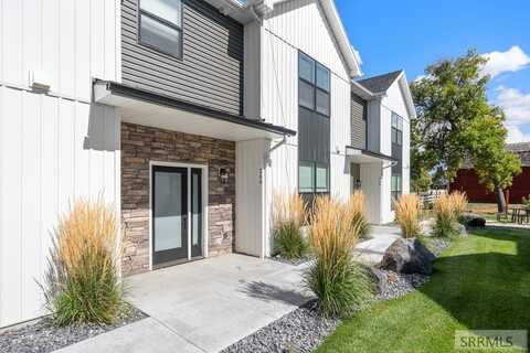 269 Hummingbird Way, Sugar City, ID 83448