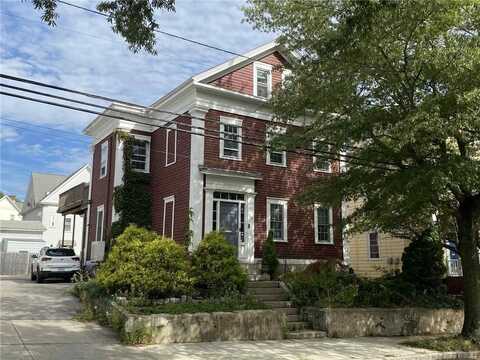 76 Pitman Street, Providence, RI 02906