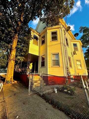 7 Lancaster Street, Providence, RI 02906