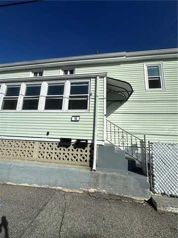 16 King Street, North Providence, RI 02911