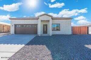 14675 S Padres Road, Arizona City, AZ 85123
