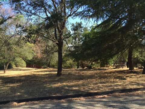 40976 Oak Ridge Drive, Three Rivers, CA 93271