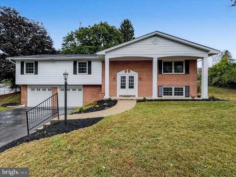 22 SHEFFIELD DRIVE, CHAMBERSBURG, PA 17201
