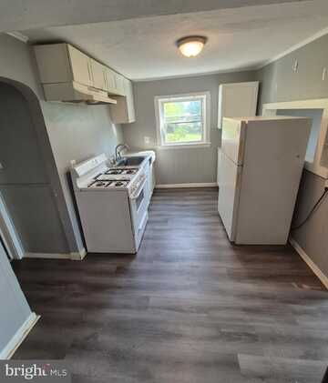 1501 MOUNT HOLLY ROAD, BURLINGTON, NJ 08016