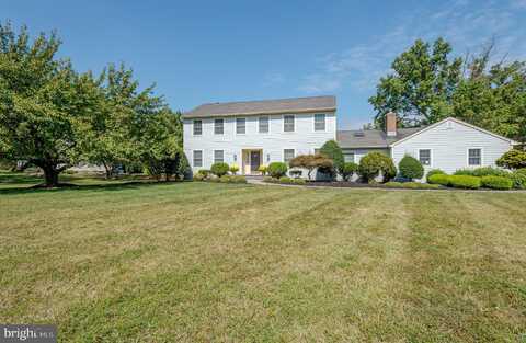 38 VAN DOREN WAY, BELLE MEAD, NJ 08502