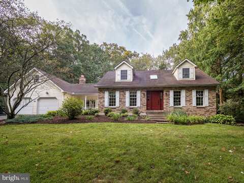 24 WOODS LANE, FLEETWOOD, PA 19522