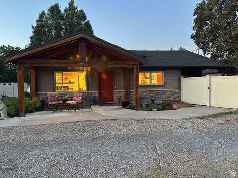 4591 S 600 E, Murray, UT 84107