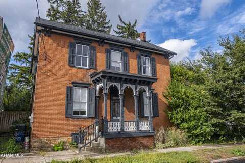 605 Blair Street, Hollidaysburg, PA 16648
