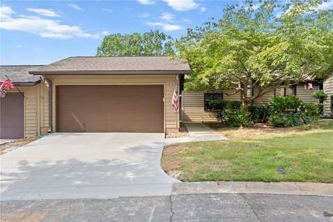 325 Skylark Circle, Greer, SC 29650