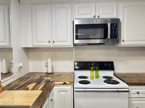 700 W UNIVERSITY Drive, Tempe, AZ 85281
