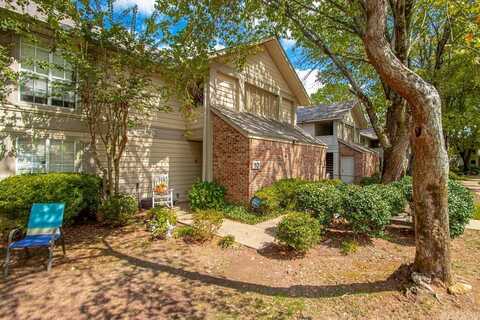 10 Reservoir Heights Drive, Little Rock, AR 72227