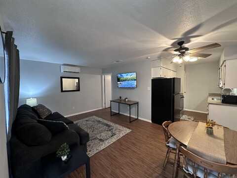 3802 Pine, Texarkana, TX 75503
