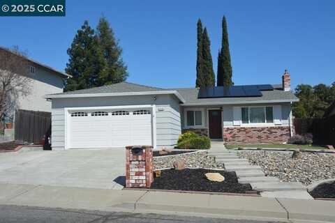 3320 Blythe Dr, Antioch, CA 94509