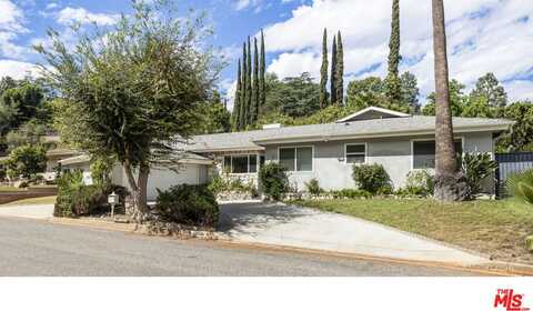 15508 Royal Ridge Rd, Sherman Oaks, CA 91403
