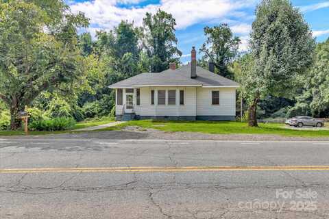 8209 Moores Chapel Road, Charlotte, NC 28214