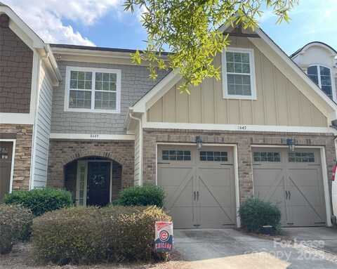 8449 Loxton Circle, Charlotte, NC 28214