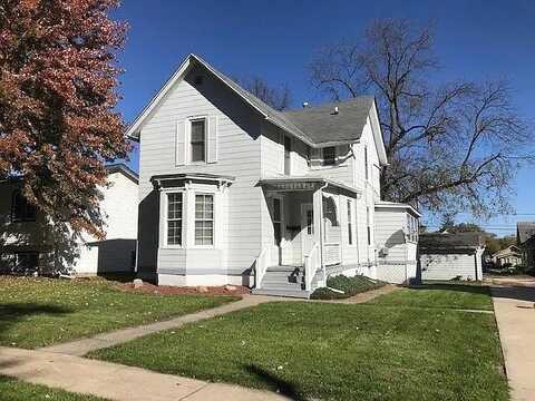 529/531 6th Street unit: 2, West Des Moines, IA 50265
