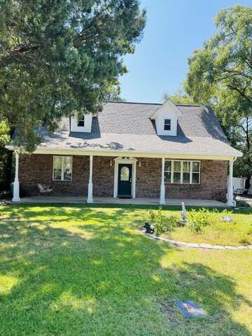 367 Okaloosa Avenue, Valparaiso, FL 32580