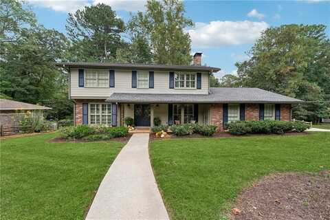4015 Menlo Way, Atlanta, GA 30340