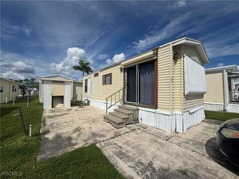 5 Fountain View Boulevard, North Fort Myers, FL 33903