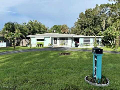 142 Palm Tree Lane, Fort Myers, FL 33905