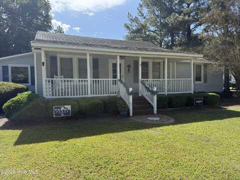 161 Loop Road, Chocowinity, NC 27817