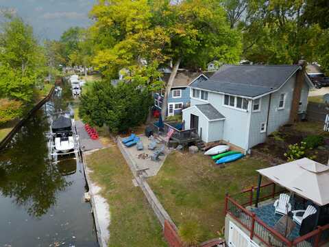 9487 Huron Street, Pinckney, MI 48169