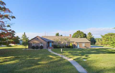 714 Harbor Drive, Manistee, MI 49660
